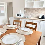 Pacsirta Apartmanhaz Lejlighed