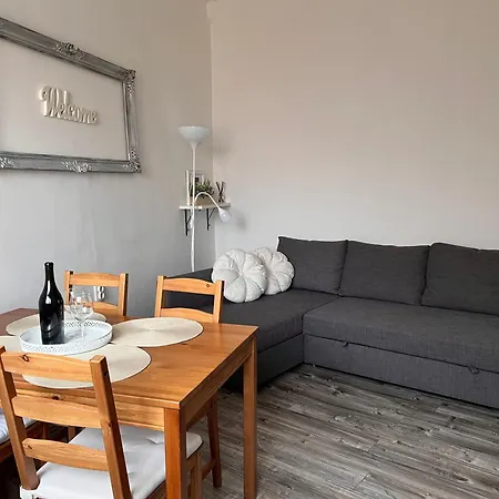 Pacsirta Apartmanhaz Apartment Erlau