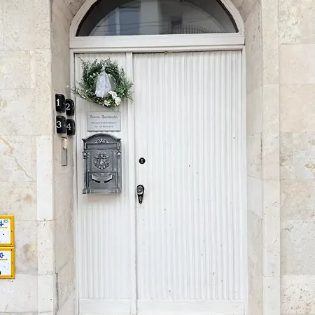 Pacsirta Apartmanhaz Daire