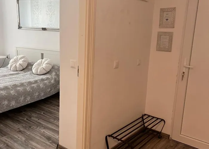 Appartement Pacsirta Apartmanhaz