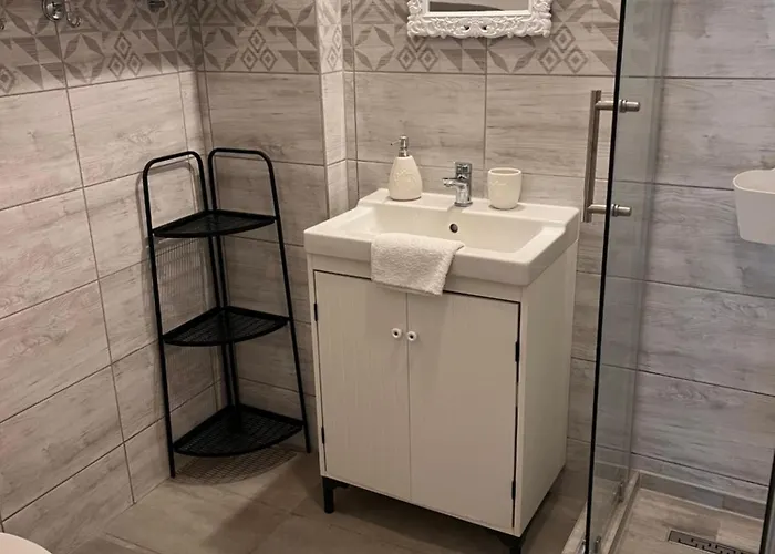 Appartement Pacsirta Apartmanhaz *