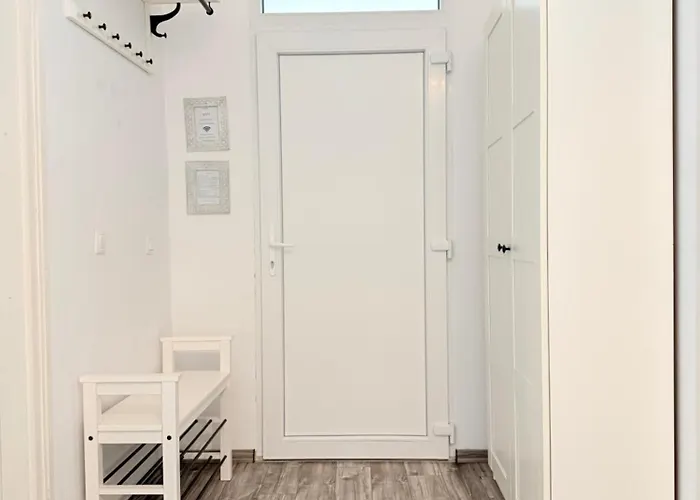 Pacsirta Apartmanhaz Apartament