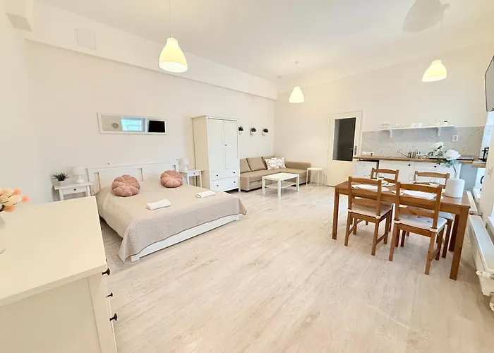 Pacsirta Apartmanhaz