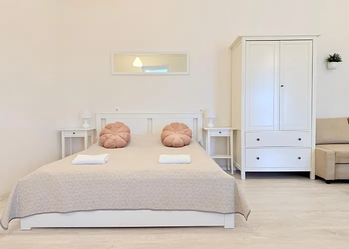 Pacsirta Apartmanhaz Apartament