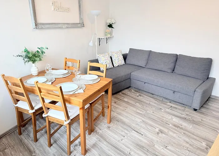 Pacsirta Apartmanhaz